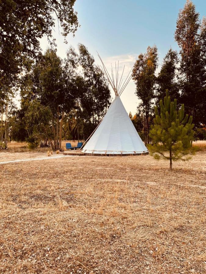 Goodmuda Tipi'S Hotel Grandola Ngoại thất bức ảnh